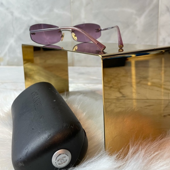 SOLD💜CHANEL Purple Tinted CC Rimless Sunglasses 4002 - Picture 4 of 12